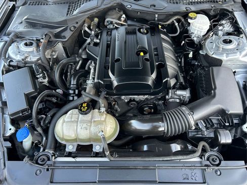 Used 2020 Ford Mustang Premium image 11