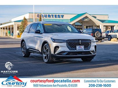 Used 2025 Lincoln Nautilus Premier w/ Equipment Group 102A