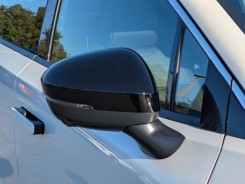 New 2026 Nissan Leaf SV+ w/ Floor Mat Package (SV+) image 12