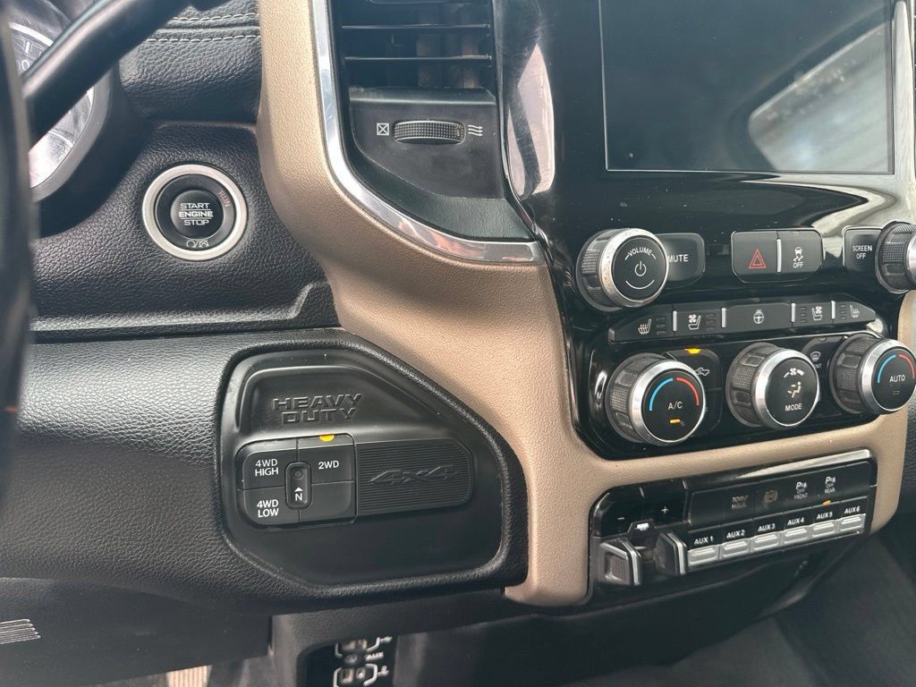 Used 2022 RAM 3500 Laramie AWD/4WD image 16