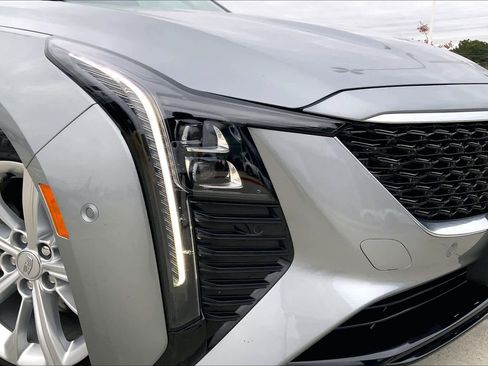 Used 2025 Cadillac CT5 Premium Luxury image 27