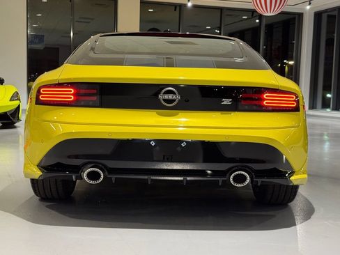 Used 2024 Nissan Z Sport w/ Floor Mat Package image 4