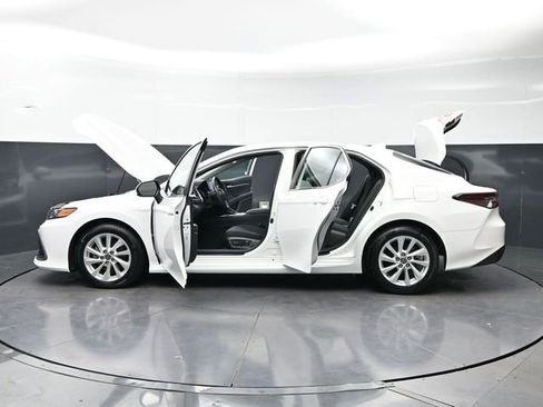 Used 2024 Toyota Camry LE FWD image 47