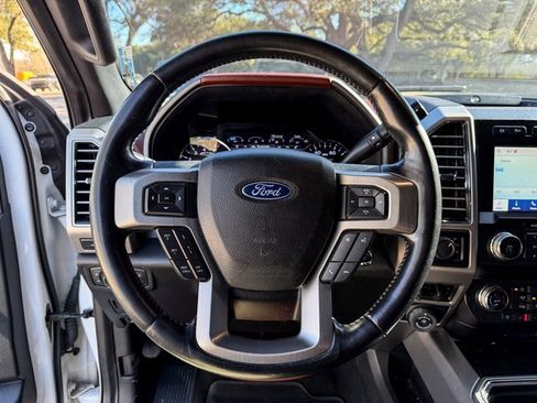 Used 2020 Ford F250 Platinum w/ FX4 Off-Road Package image 10