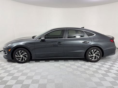 Used 2023 Hyundai Sonata Blue FWD image 2