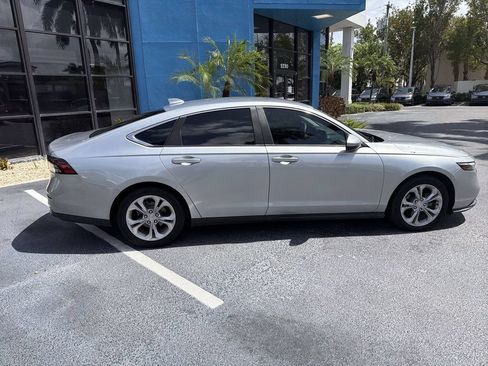 Certified 2023 Honda Accord EX image 9