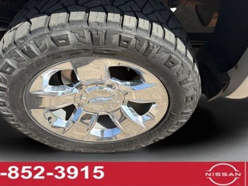 Used 2018 Chevrolet Silverado 1500 LTZ w/ LTZ Plus Package AWD/4WD image 13