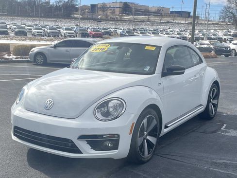 Used 2016 Volkswagen Beetle R-Line image 3