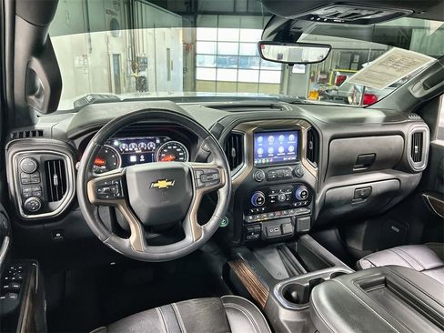 Used 2022 Chevrolet Silverado 2500 High Country image 22