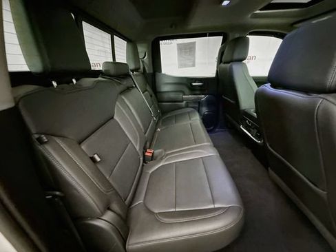 Used 2019 Chevrolet Silverado 1500 LTZ w/ LTZ Plus Package AWD/4WD image 29
