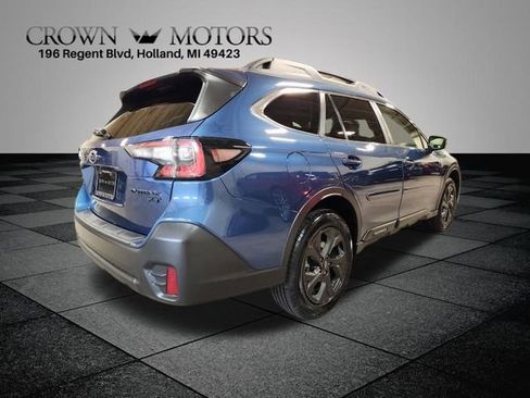 Used 2022 Subaru Outback Onyx Edition XT w/ Tech Package 3 AWD/4WD image 3