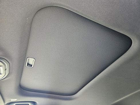 New 2025 Jeep Grand Cherokee L Altitude image 25