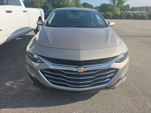 Used 2025 Chevrolet Malibu LT FWD image 6
