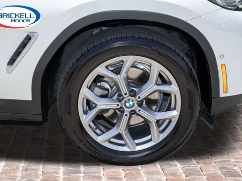 Used 2025 BMW X4 xDrive30i AWD/4WD image 41