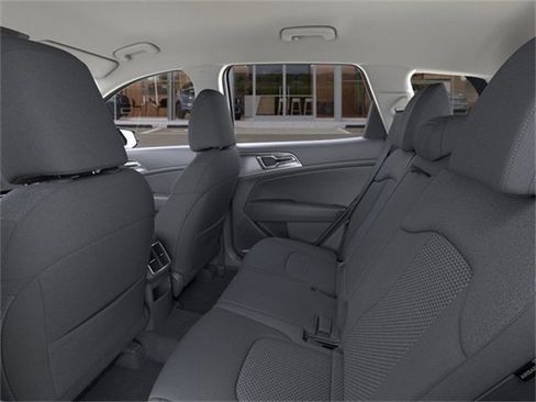 Certified 2025 Kia Sportage LX image 18