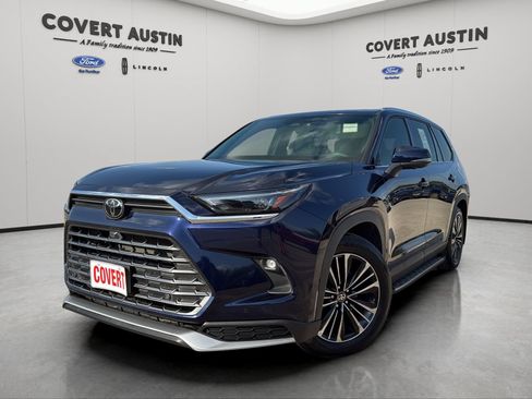 Used 2025 Toyota Grand Highlander AWD Hybrid image 1