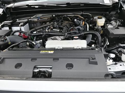 Used 2025 Toyota Tacoma SR5 RWD image 25