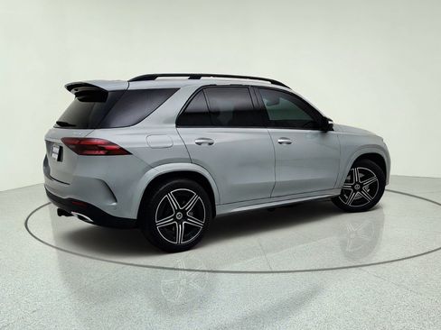 Used 2025 Mercedes-Benz GLE 350 4MATIC w/ AMG Line Exterior image 8