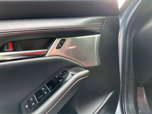 Used 2023 MAZDA MAZDA3 s image 37