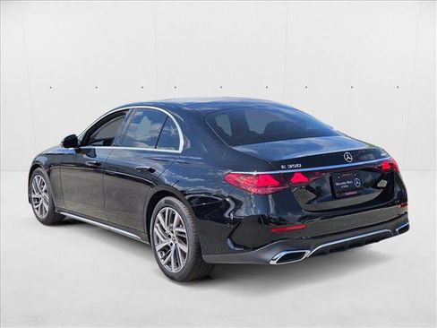 New 2025 Mercedes-Benz E 350 4MATIC Sedan image 8