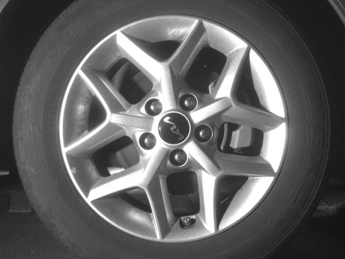 Used 2025 Kia Soul LX w/ LX Technology Package image 13