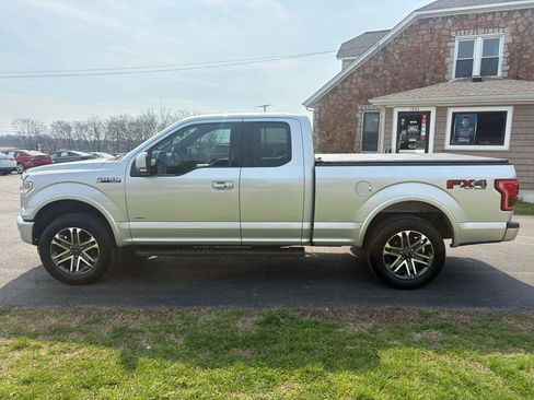 Used 2015 Ford F150 Lariat image 2