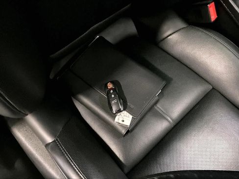 Used 2020 Porsche Macan S image 20