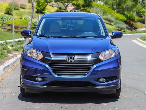 Used 2016 Honda HR-V EX image 2