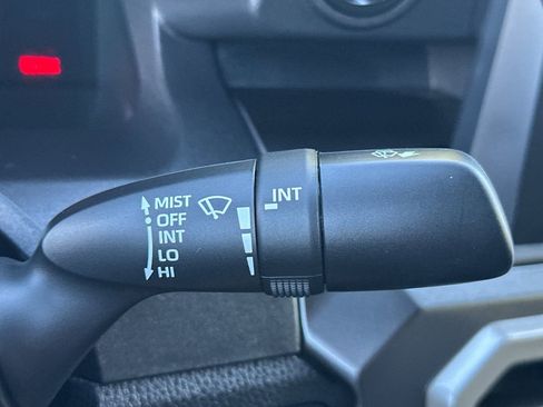 Certified 2025 Toyota Tacoma SR5 image 40