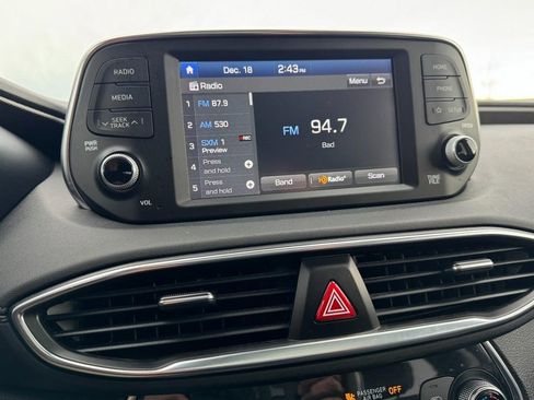 Used 2019 Hyundai Santa Fe Limited image 20