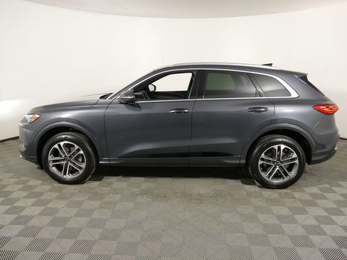 Used 2025 Audi Q5 Premium w/ Convenience Package AWD/4WD image 6