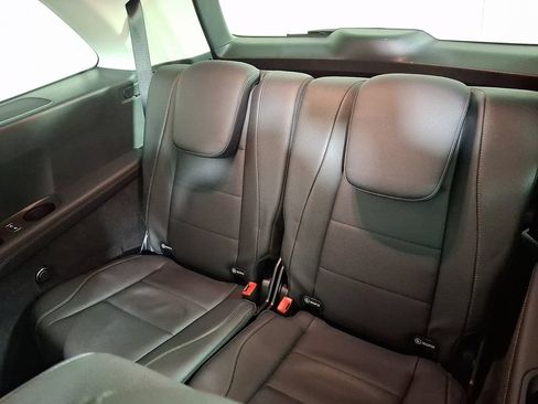 Used 2024 Mercedes-Benz GLS 450 4MATIC image 14