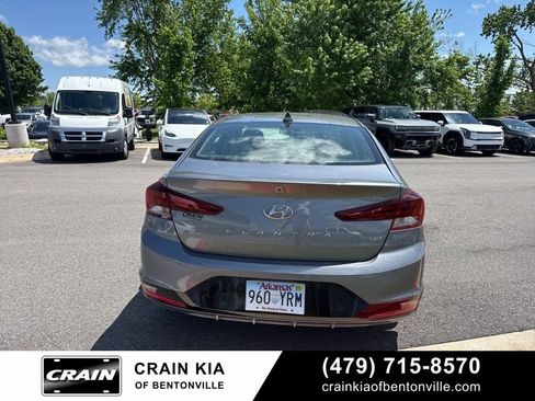 Used 2019 Hyundai Elantra Value Edition w/ Cargo Package FWD image 9