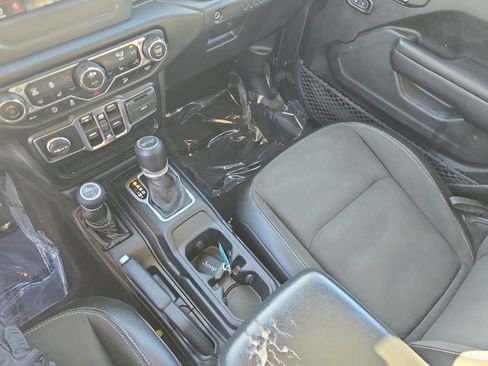 Used 2020 Jeep Wrangler Unlimited Sport AWD/4WD image 27