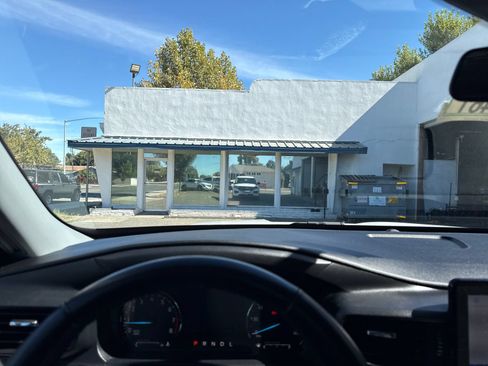 Used 2021 Ford Explorer XLT RWD image 13