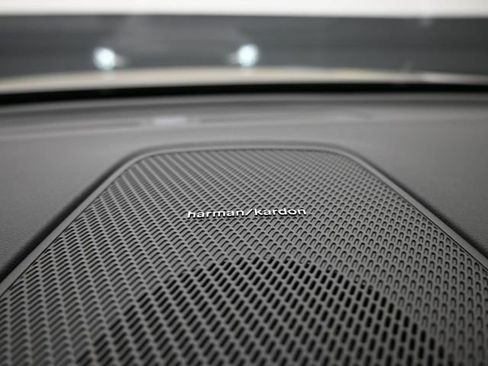 New 2026 Volvo XC60 B5 Plus w/ Protection Package Premier image 31