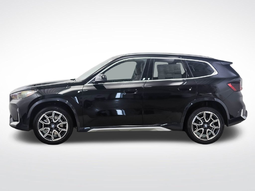 Used 2026 BMW X1 xDrive28i w/ Convenience Package AWD/4WD image 2
