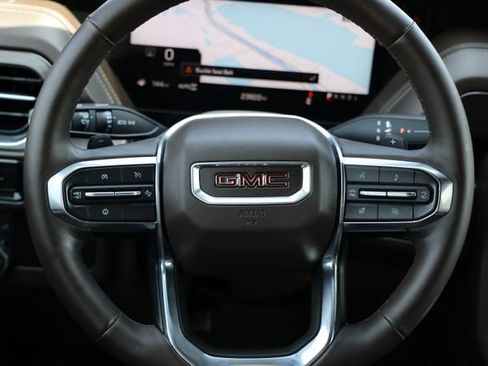 Used 2025 GMC Yukon Elevation AWD/4WD image 15