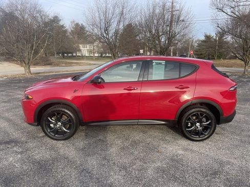 Used 2025 Dodge Hornet GT w/ Tech Pack image 8