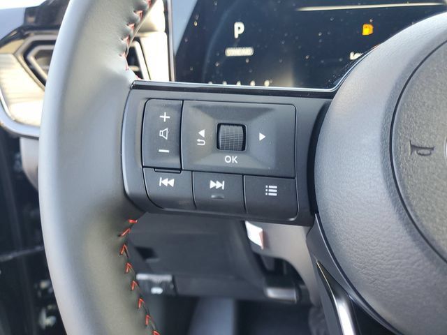 New 2026 Nissan Kicks SR w/ Cold Weather Package AWD/4WD image 10
