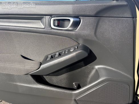 Certified 2025 Honda Civic Sport image 23