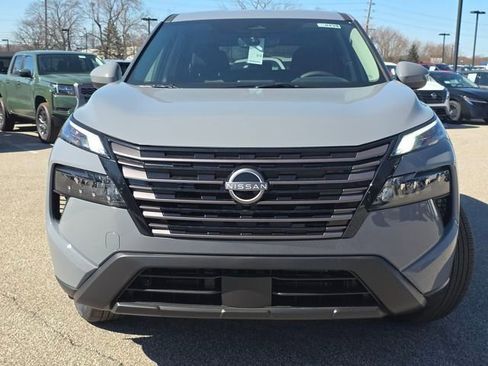 New 2026 Nissan Rogue SV w/ Cold Weather Package AWD/4WD image 9