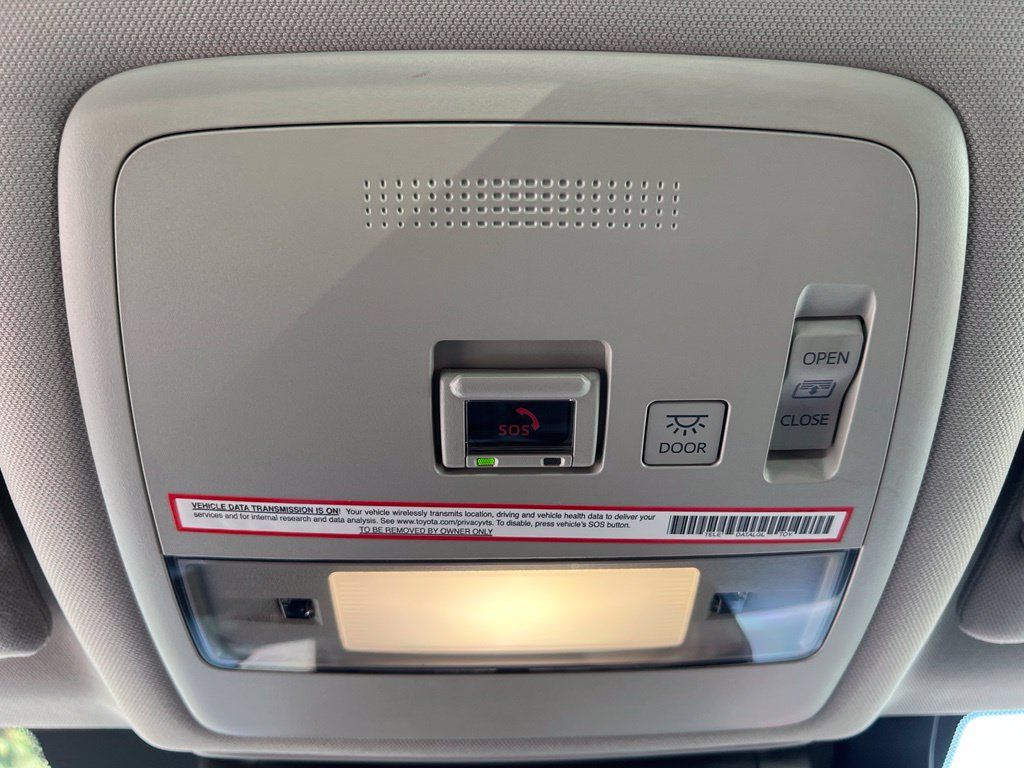 Certified 2022 Toyota Mirai w/ Toyota Teammate Package RWD image 34
