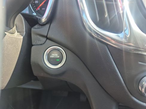 Certified 2024 Chevrolet Equinox LT FWD image 20