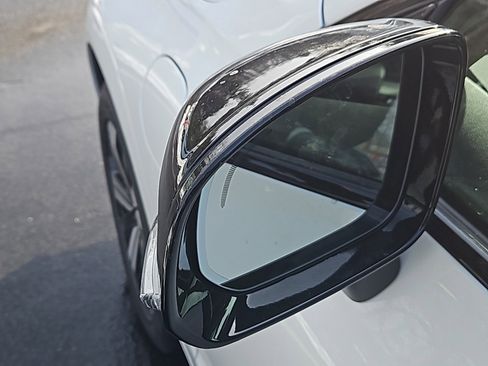 New 2025 Volvo XC60 T8 Plus w/ Climate Package image 13