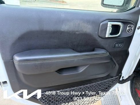 Used 2021 Jeep Wrangler Unlimited Sahara AWD/4WD image 13