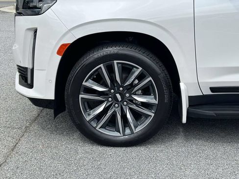Used 2023 Cadillac Escalade Sport AWD/4WD image 8