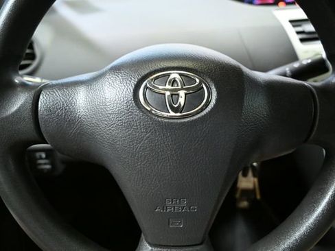 Used 2011 Toyota Yaris Sedan image 28