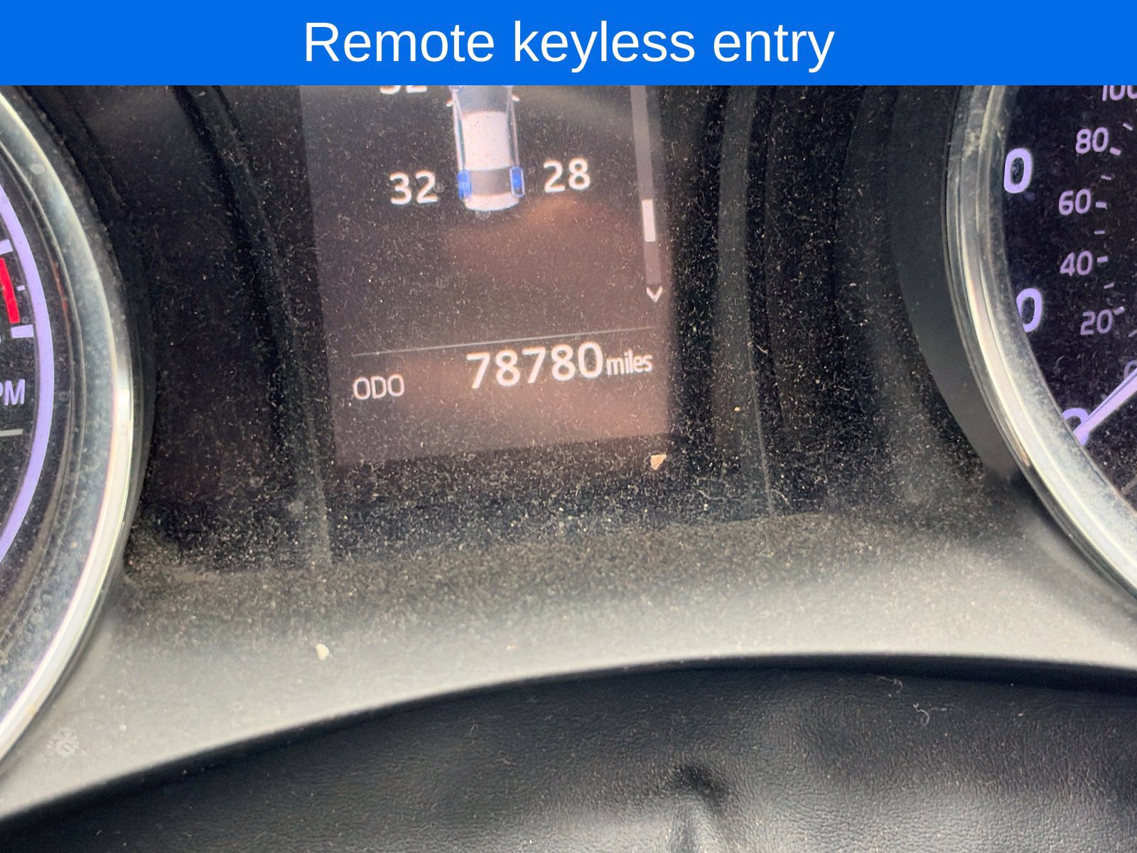 Used 2020 Toyota Camry SE FWD image 5