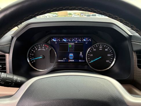 Used 2024 Ford Expedition Limited RWD image 18